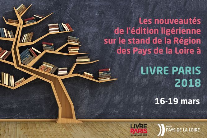 photo d'une bibliothèque en forme d'arbre, avec des livres sur les branches